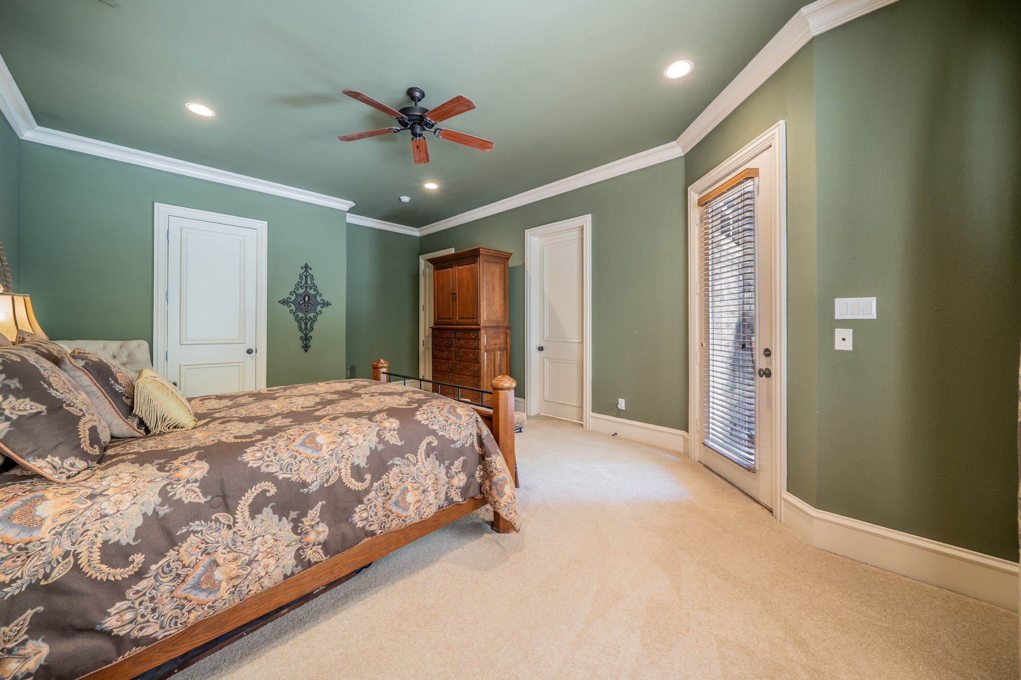 1811 Magic Valley Lane Cedar Hill TX 75104