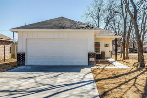 208 Hall Street Hillsboro TX 76645