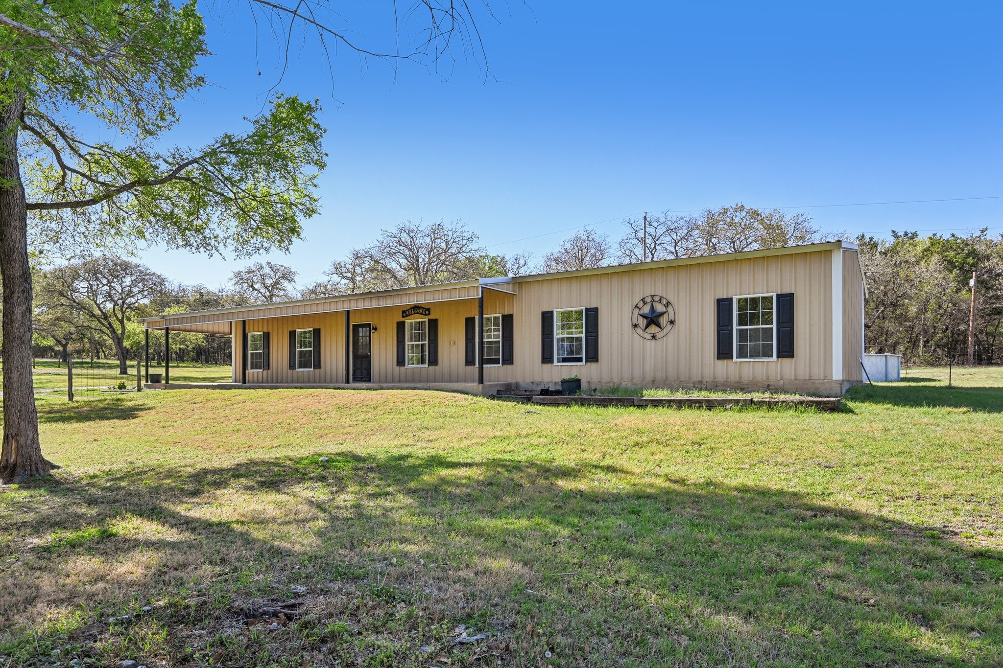 203 Private Road 215 Whitney TX 76692