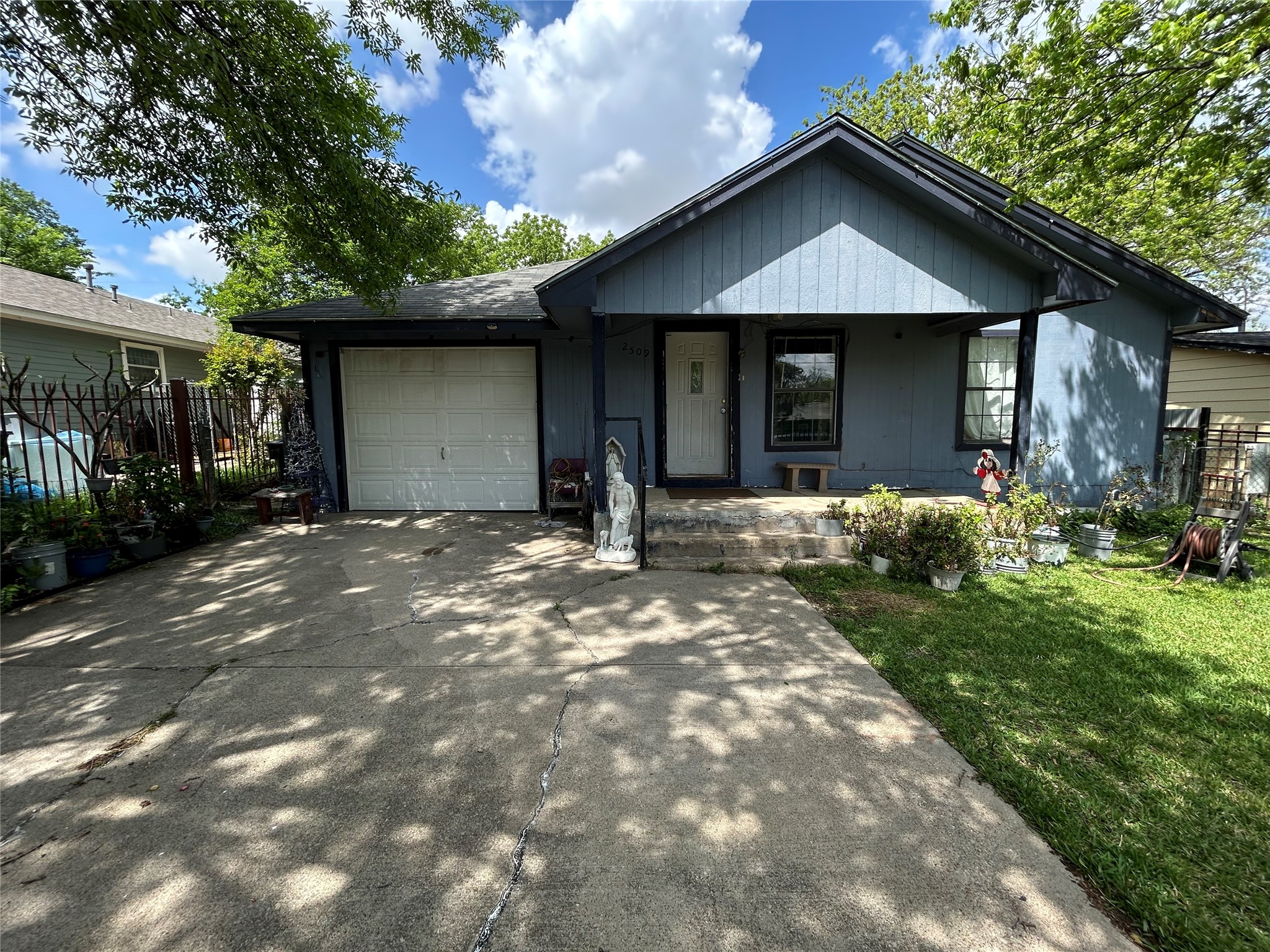 2509 Irion Avenue Fort Worth TX 76106