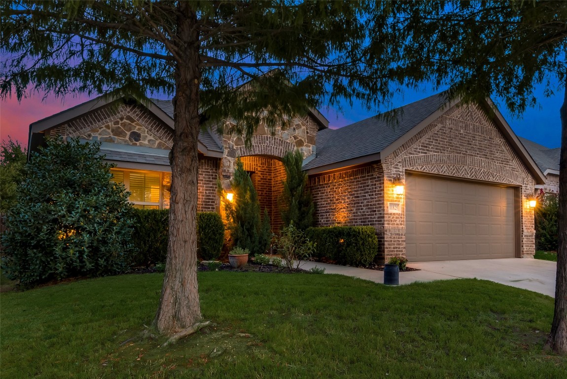 11825 Bellegrove Road Burleson TX 76028