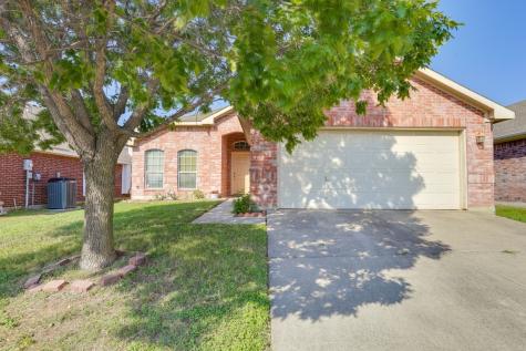 6753 Bear Hollow Lane Watauga TX 76137