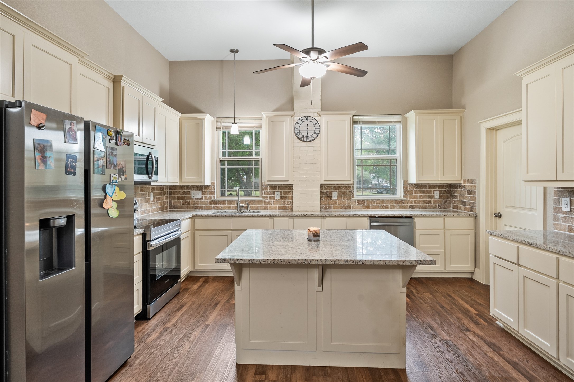 503 E 13th Street Kemp TX 75143