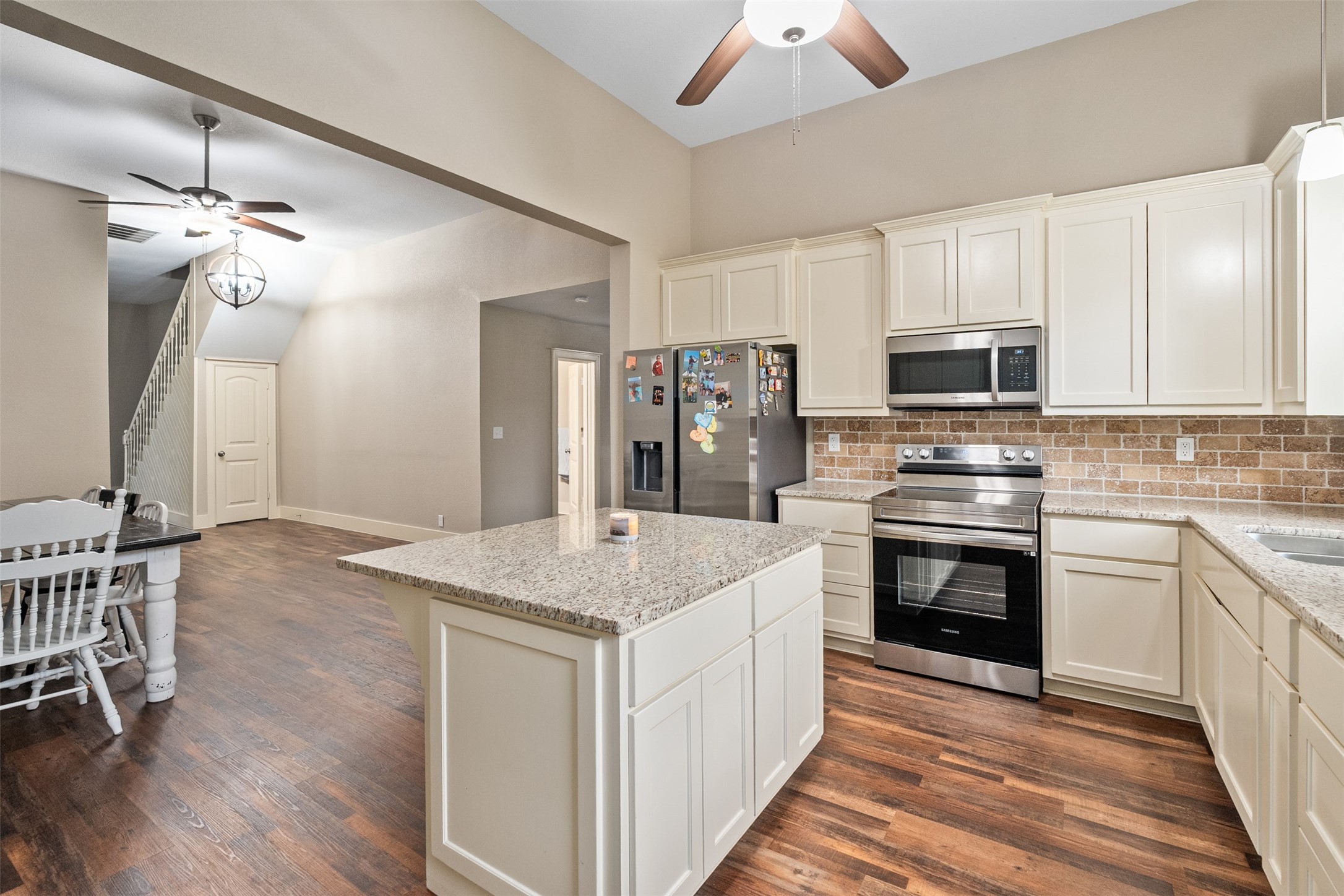 503 E 13th Street Kemp TX 75143