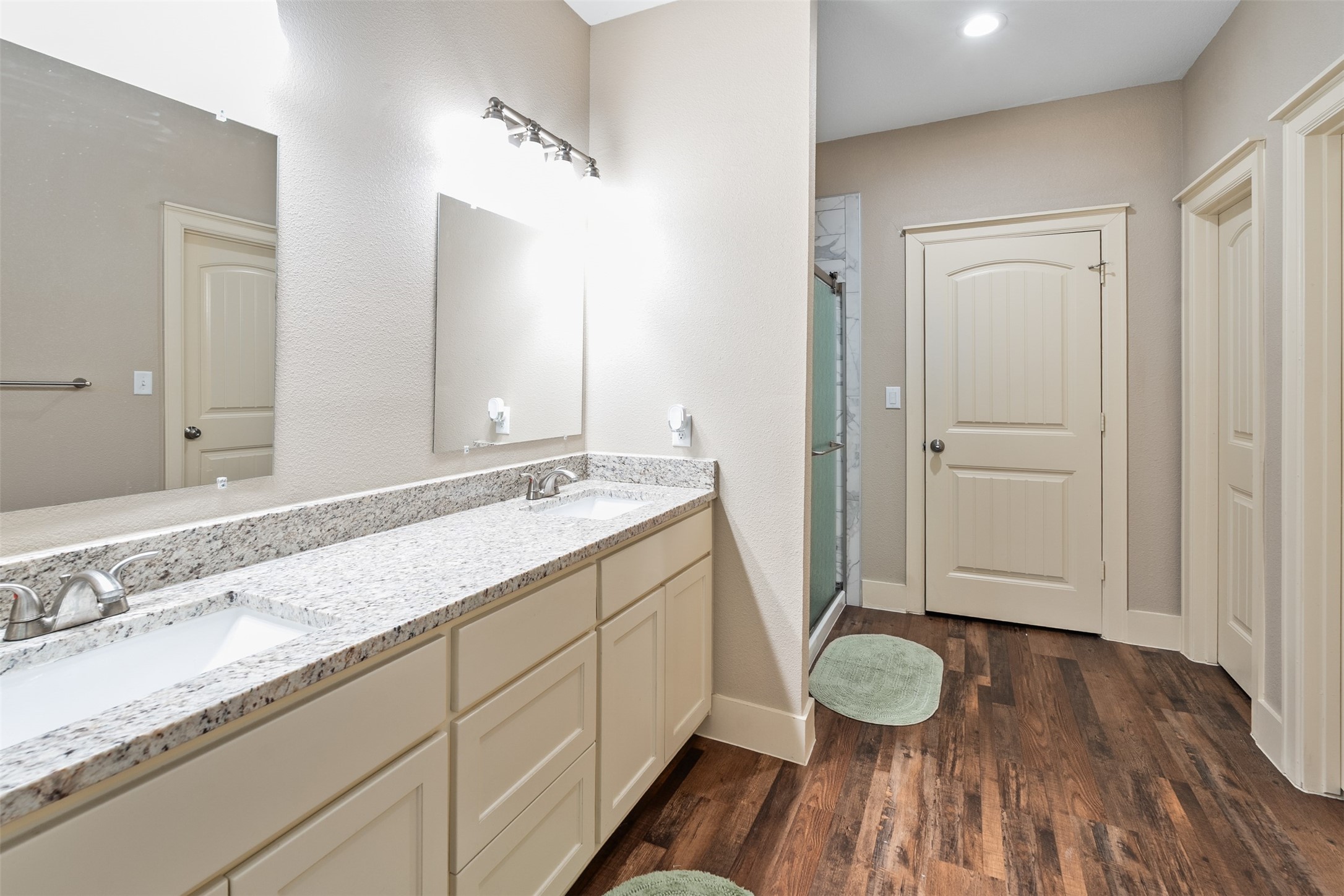 503 E 13th Street Kemp TX 75143