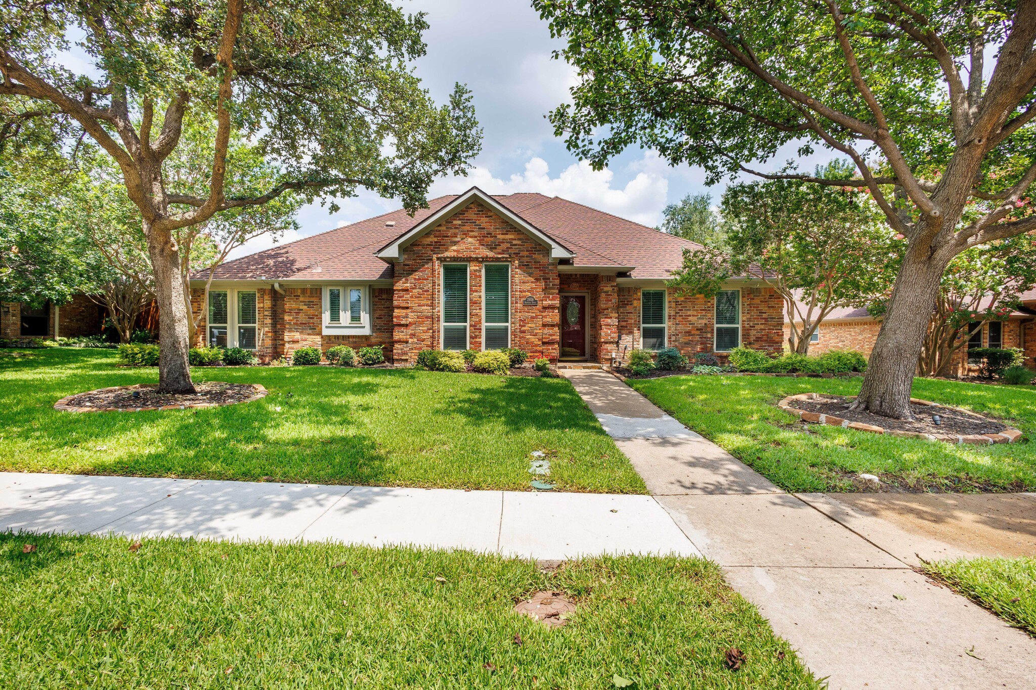 2904 Redwood Drive Carrollton TX 75007