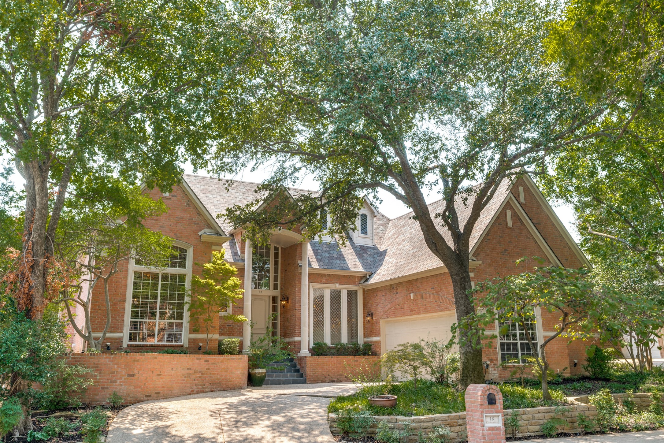 18 Cheltenham Way Dallas TX 75230