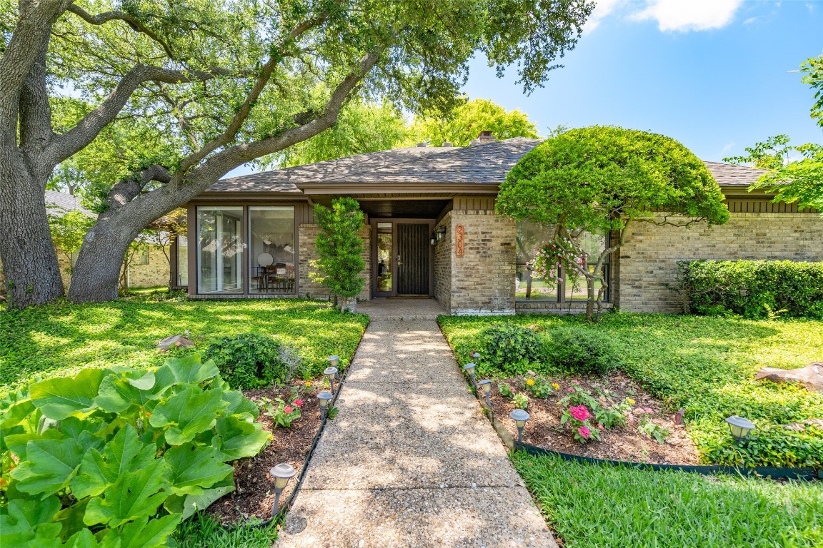 2304 Acacia Street Richardson TX 75082