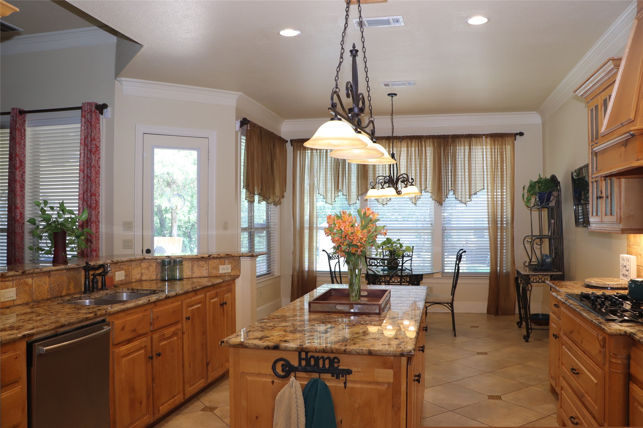 5614 Pleasant Ridge Road Dallas TX 75236
