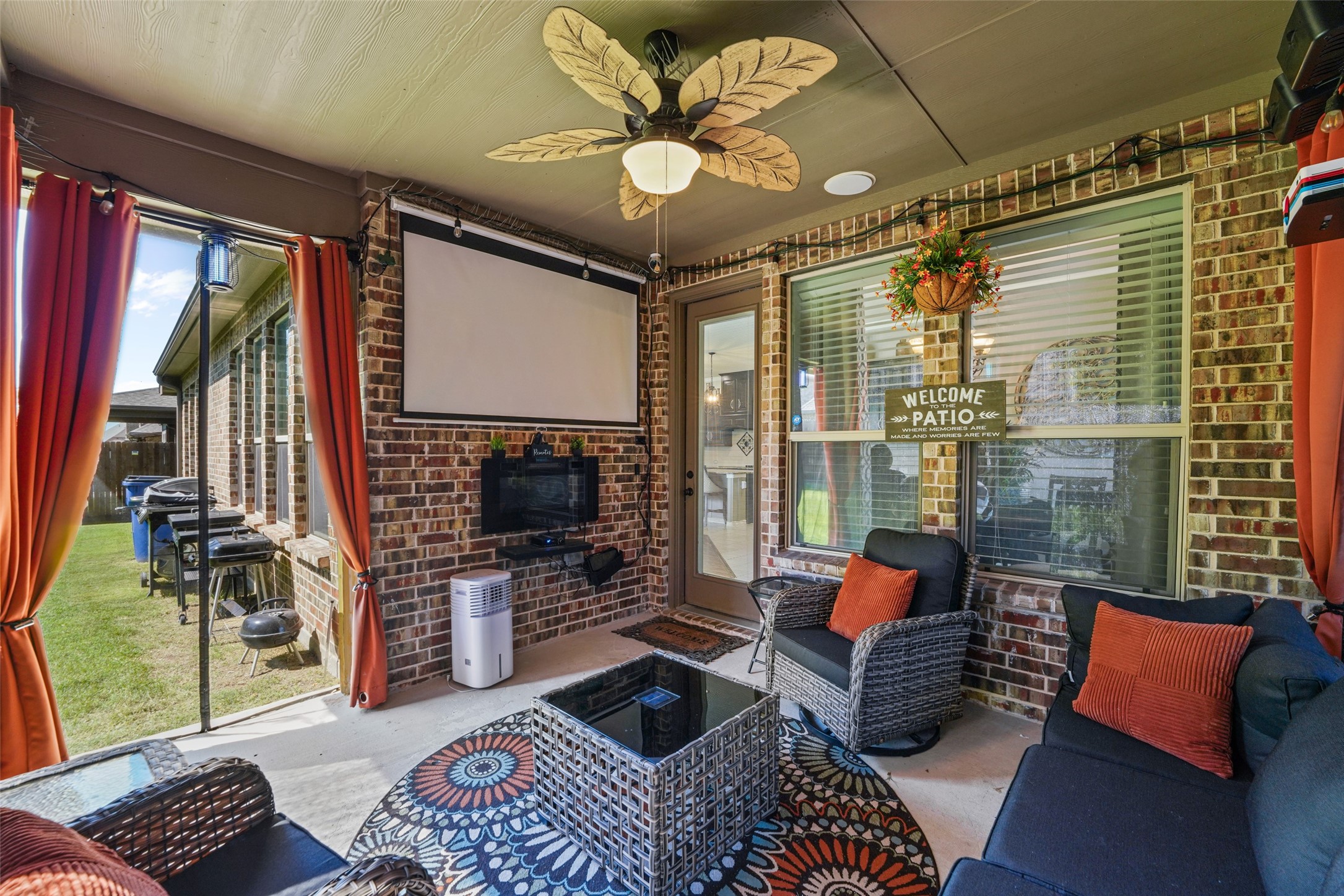 1568 Retreat Road Waxahachie TX 75165