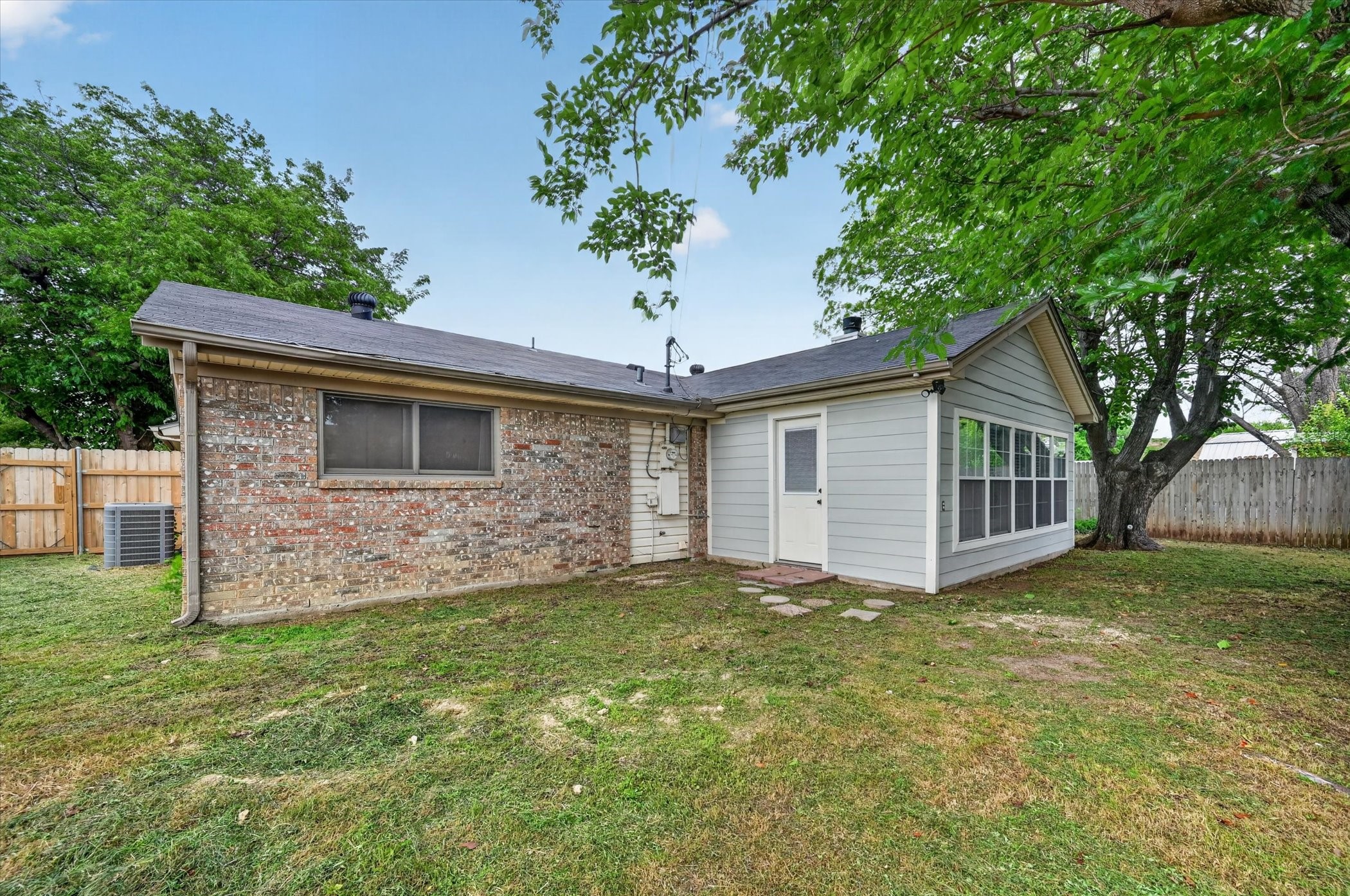 6304 Cascade Circle Watauga TX 76148