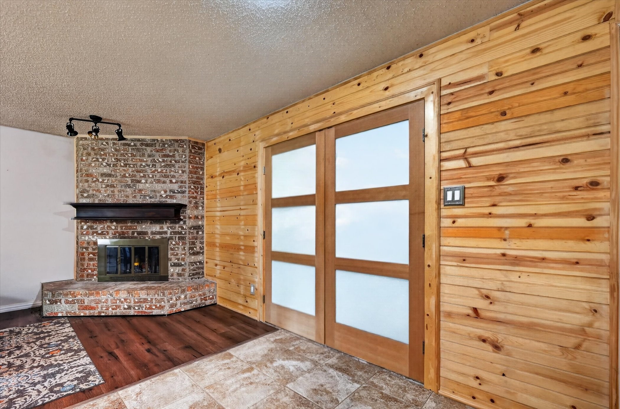 6304 Cascade Circle Watauga TX 76148