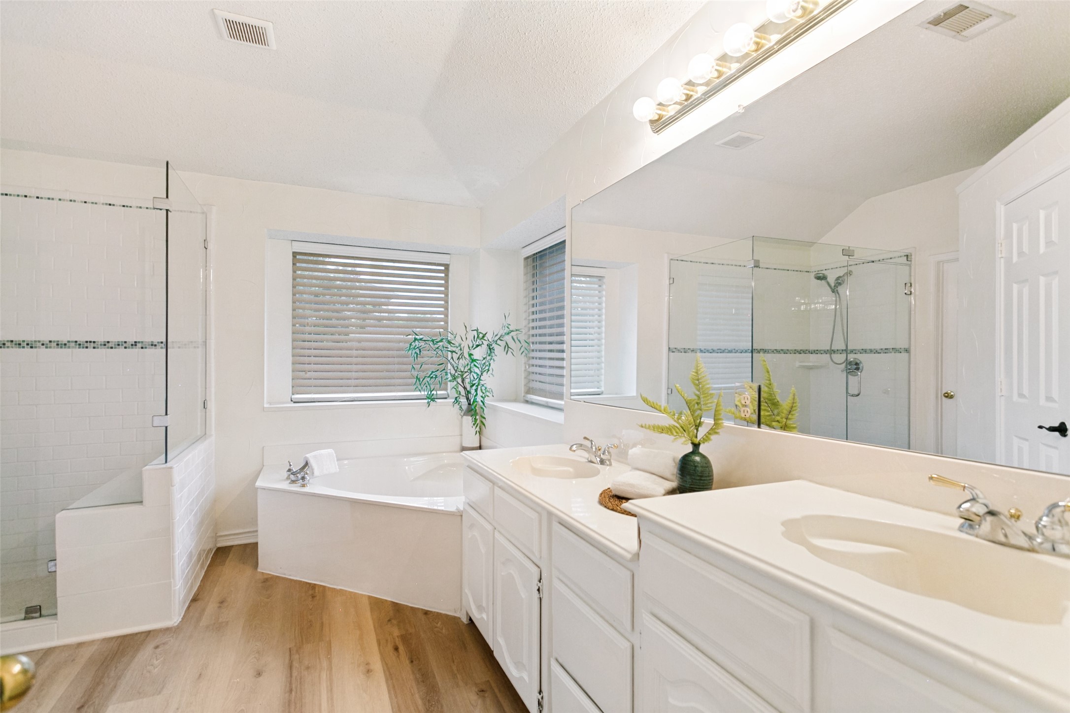 4912 Basil Drive Mckinney TX 75070