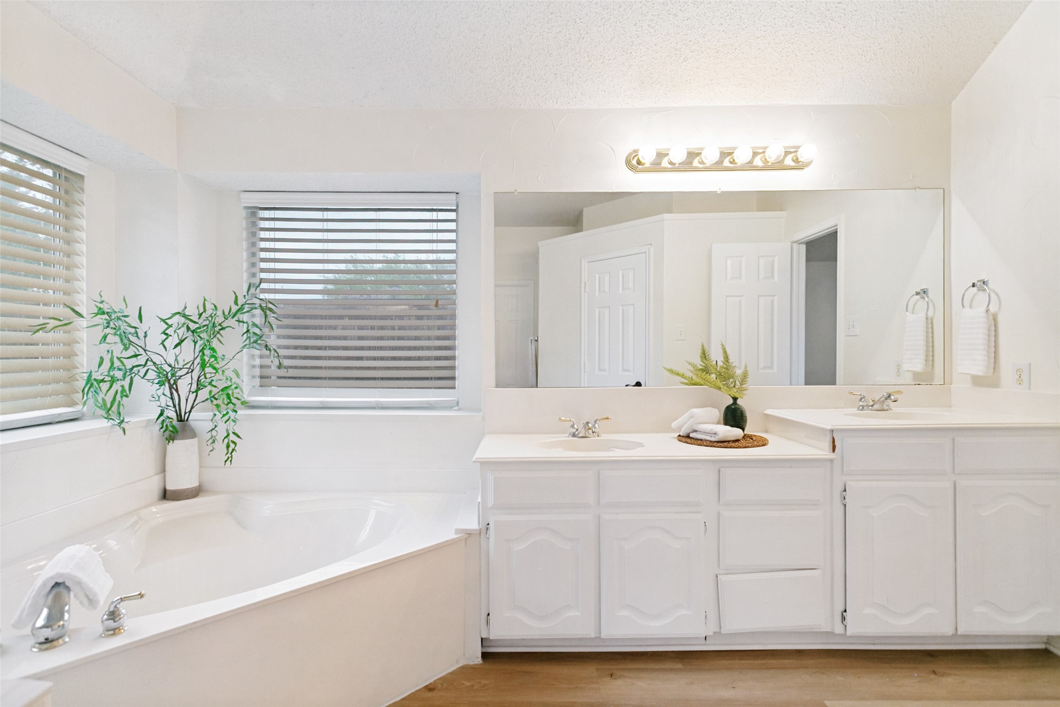 4912 Basil Drive Mckinney TX 75070