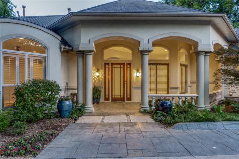 2718 Maple Springs Boulevard Dallas TX 75235