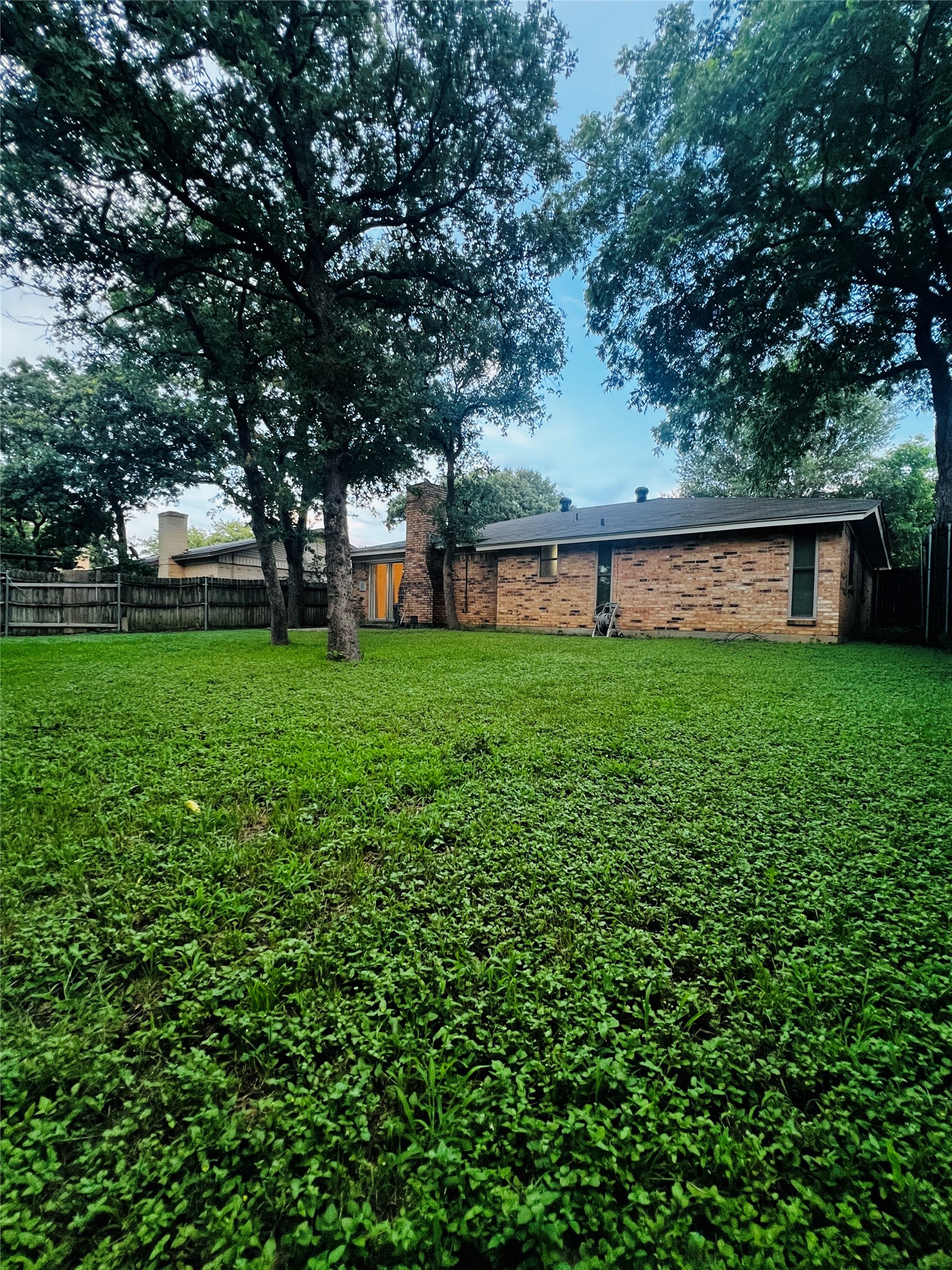 5309 Holly Trail Arlington TX 76016
