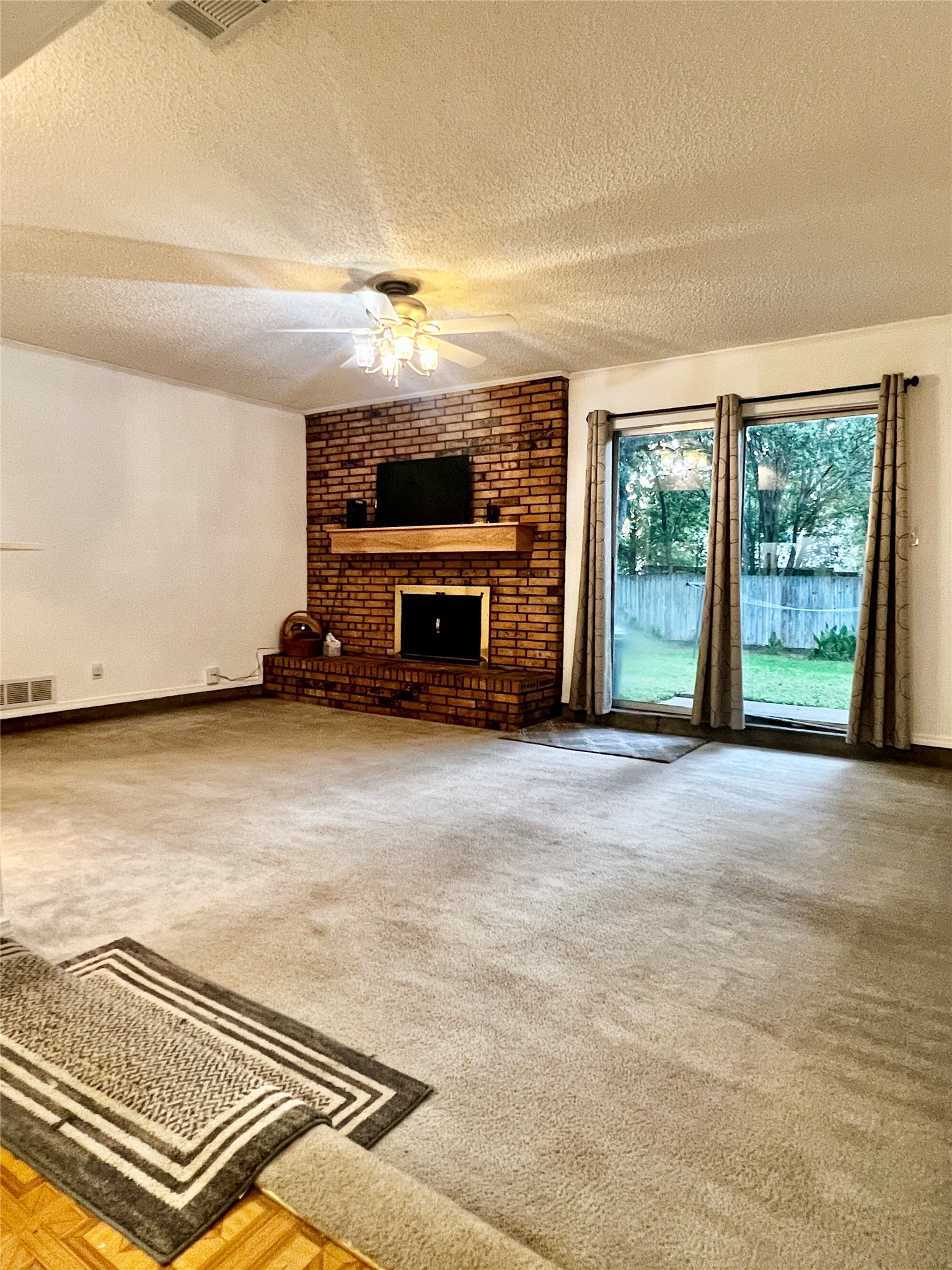 5309 Holly Trail Arlington TX 76016