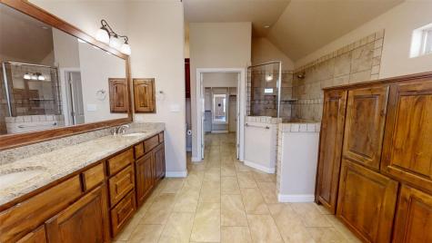 2918 Willow Ridge Circle Granbury TX 76049