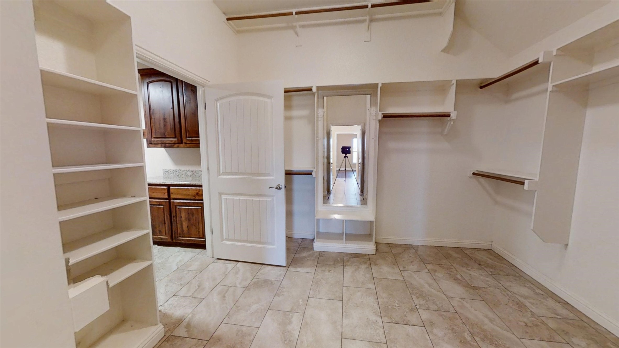 2918 Willow Ridge Circle Granbury TX 76049