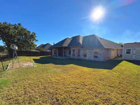 2918 Willow Ridge Circle Granbury TX 76049