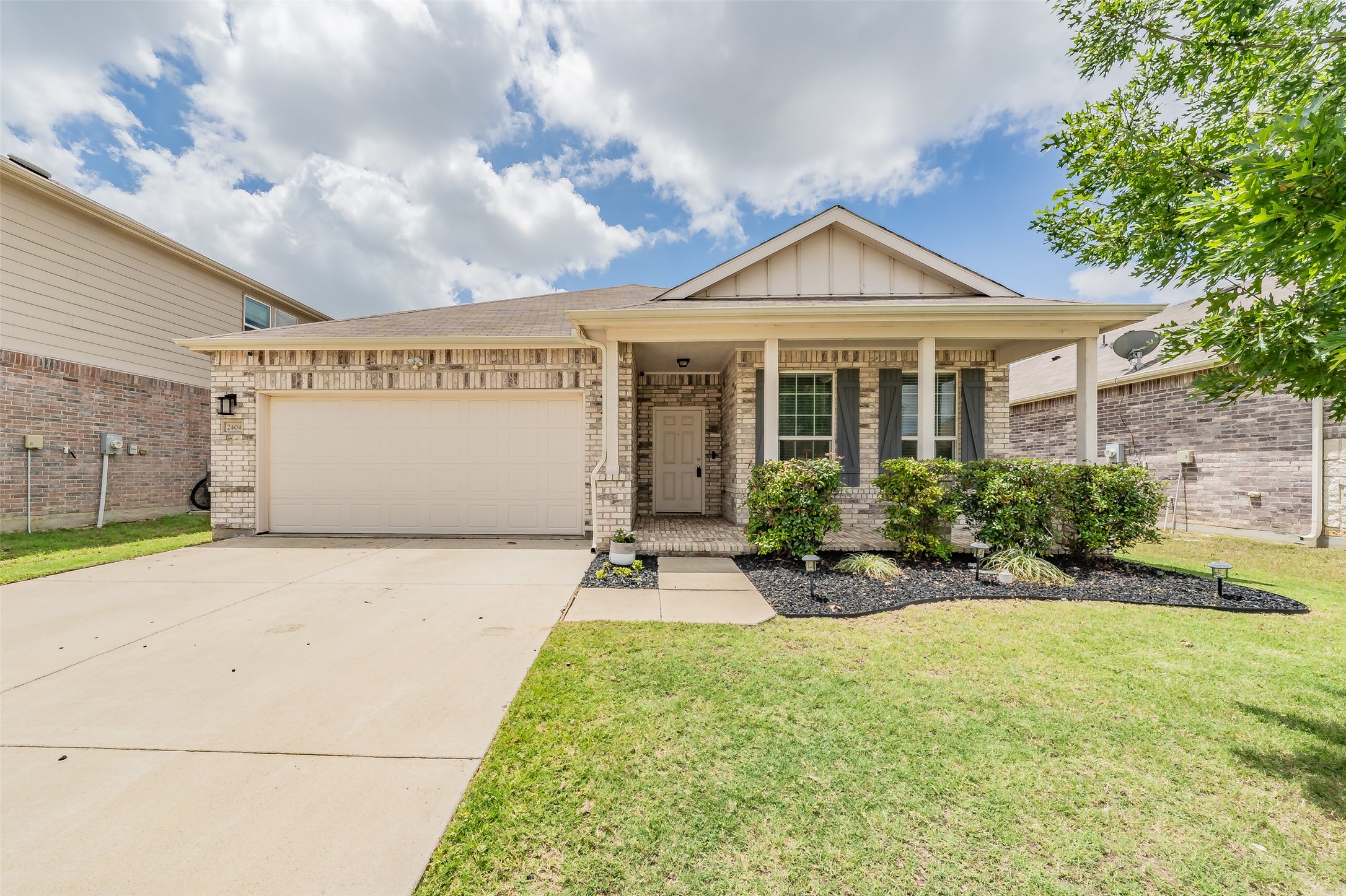 2404 Bermont Red Lane Fort Worth TX 76131