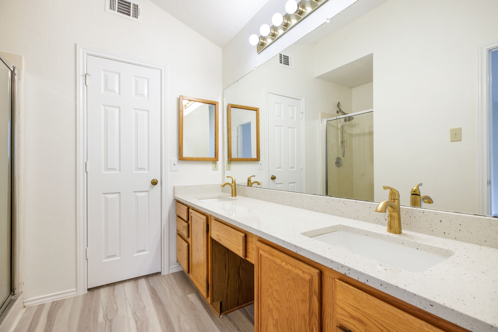 3208 Hickory Court Bedford TX 76021