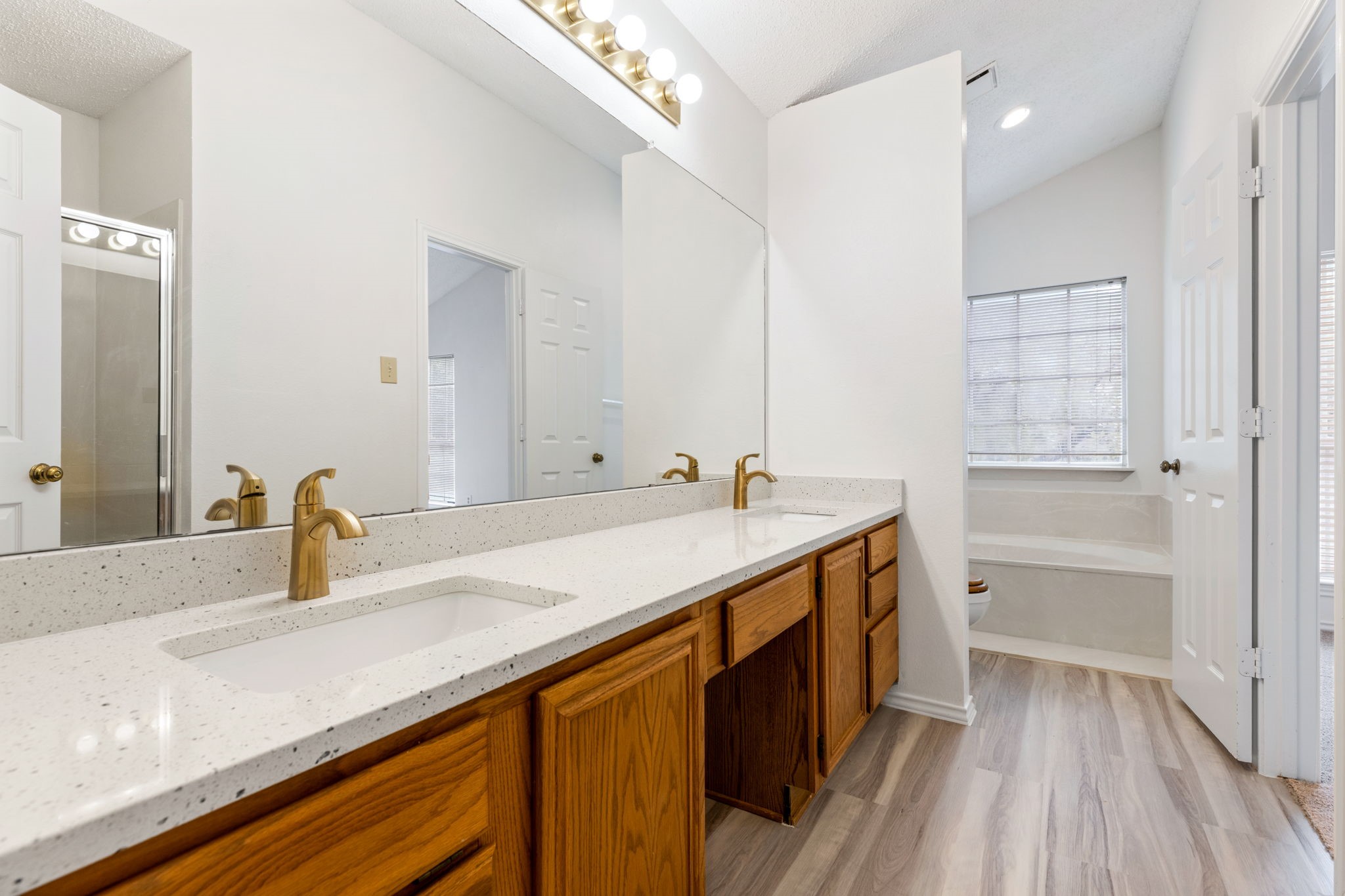 3208 Hickory Court Bedford TX 76021