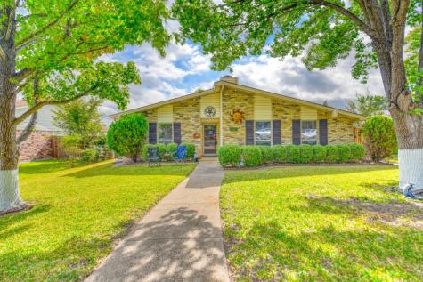 3718 Dumas Trail Garland TX 75043