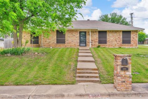 201 Windwood Drive Desoto TX 75115