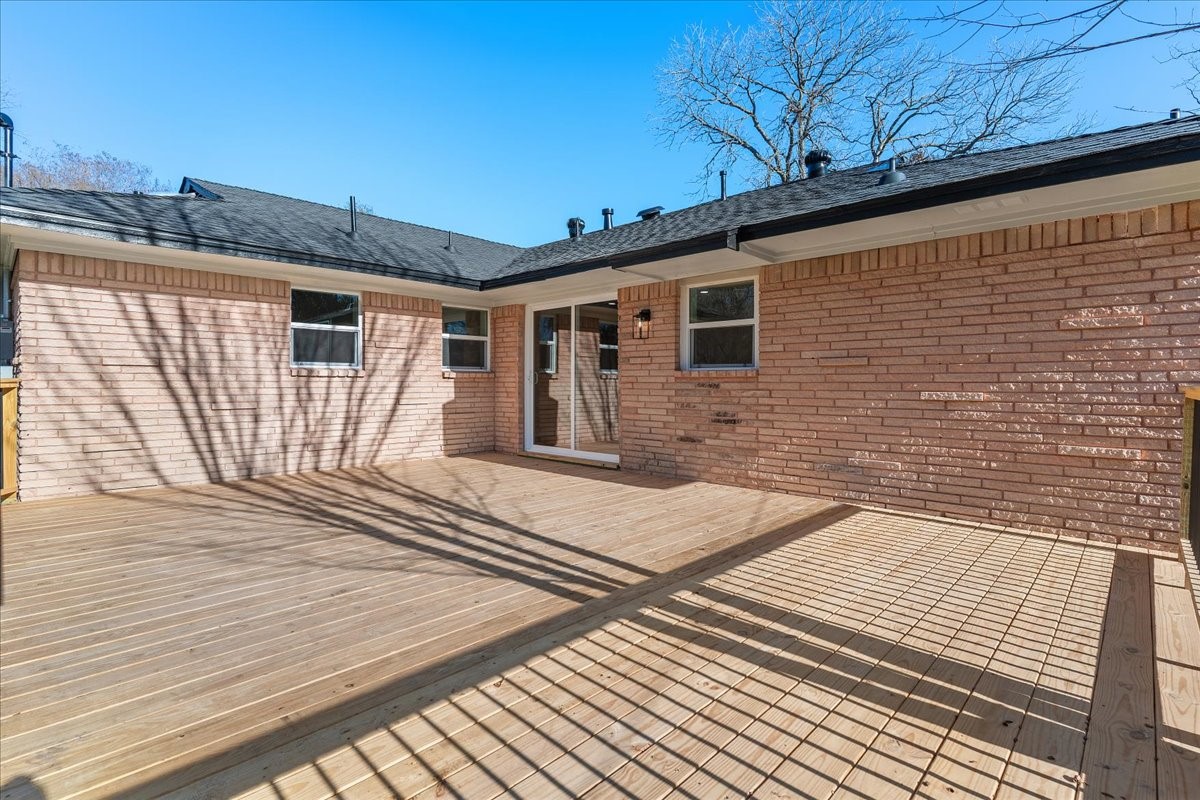 10129 Newcombe Drive Dallas TX 75228
