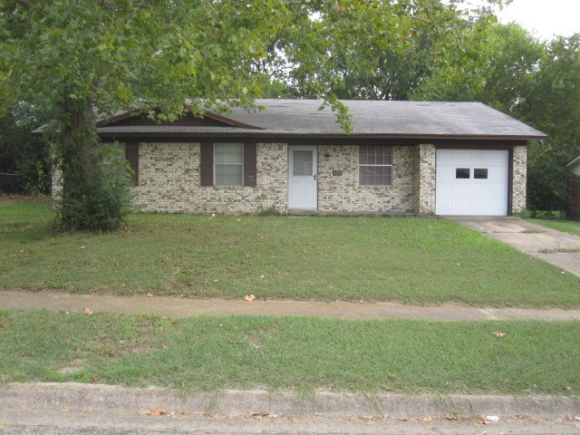 406 Iowa Street Sherman TX 75090