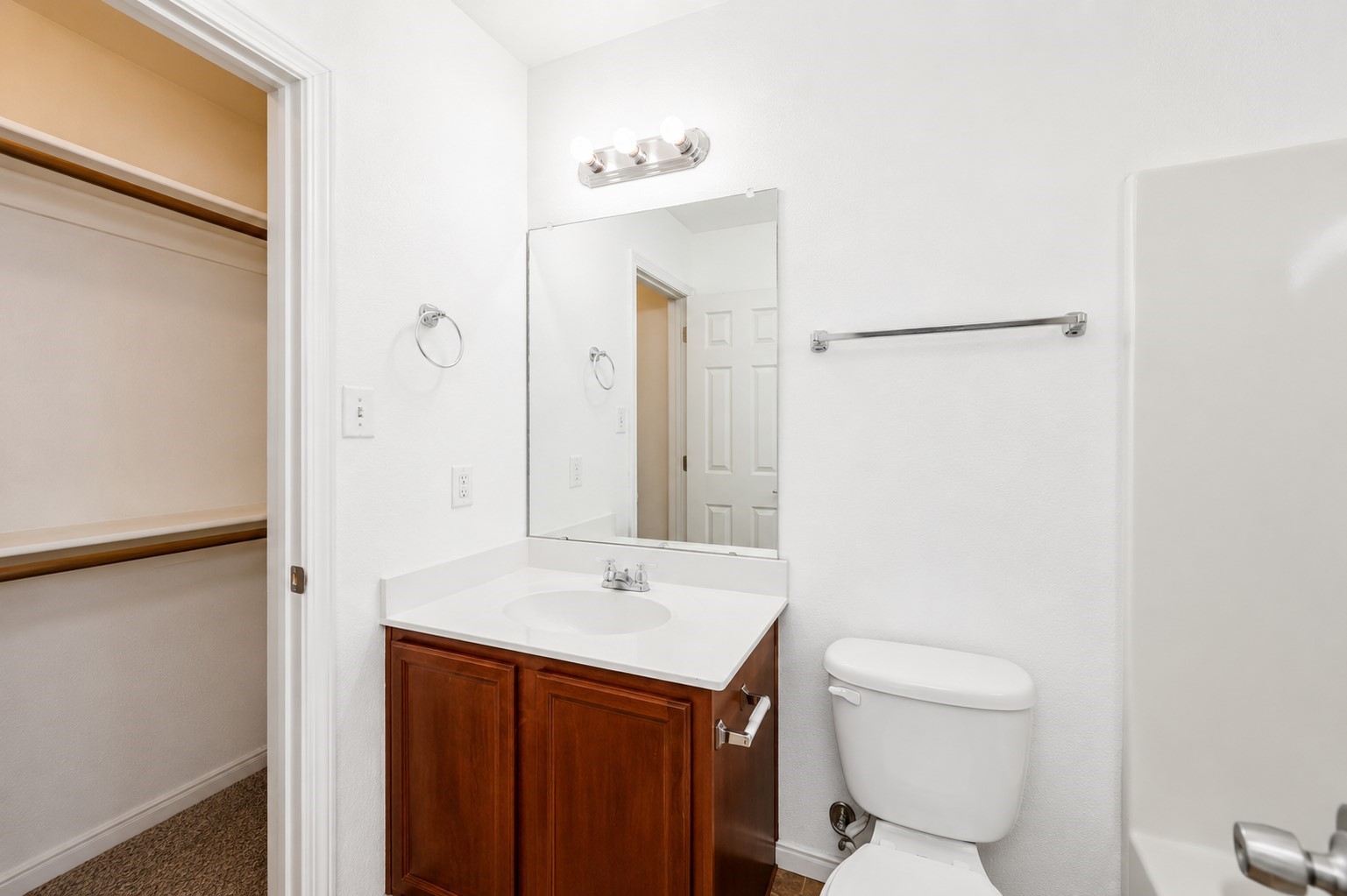 10110 Lakeview Drive Providence Village TX 76227