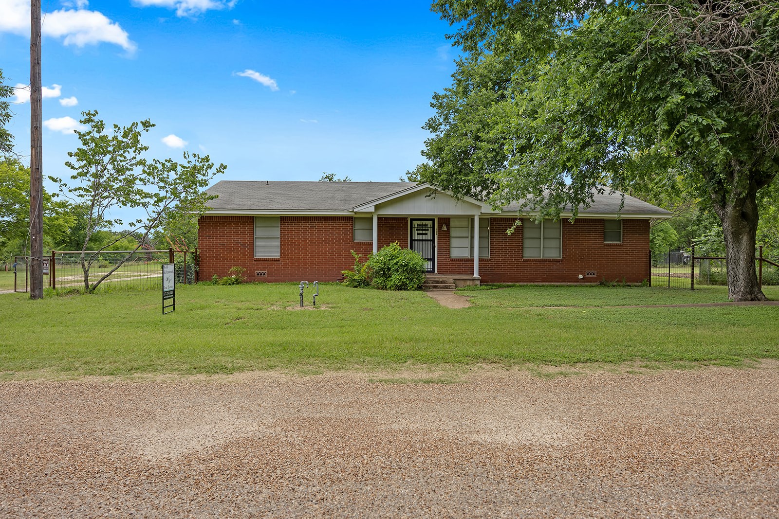 601 John Street Morgan TX 76671
