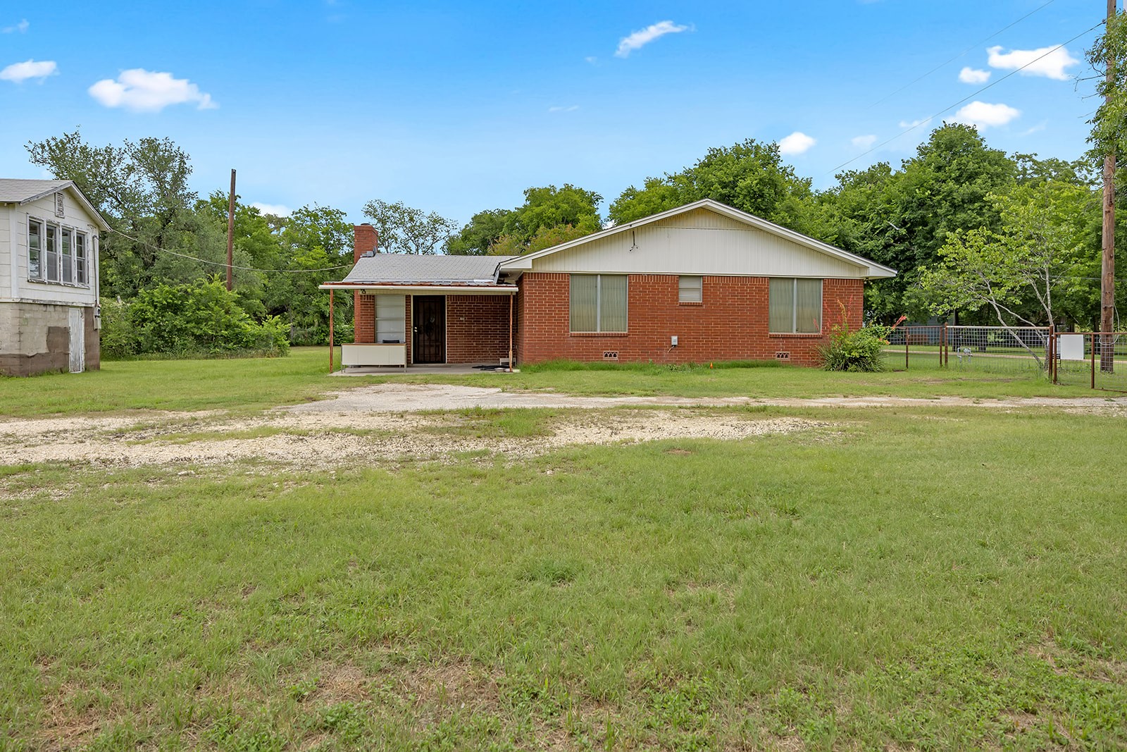 601 John Street Morgan TX 76671