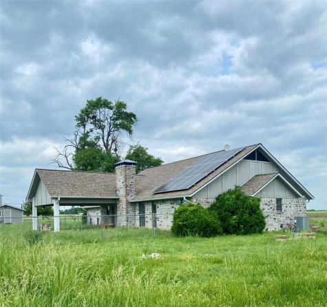 218 County Road 2992 Windom TX 75492