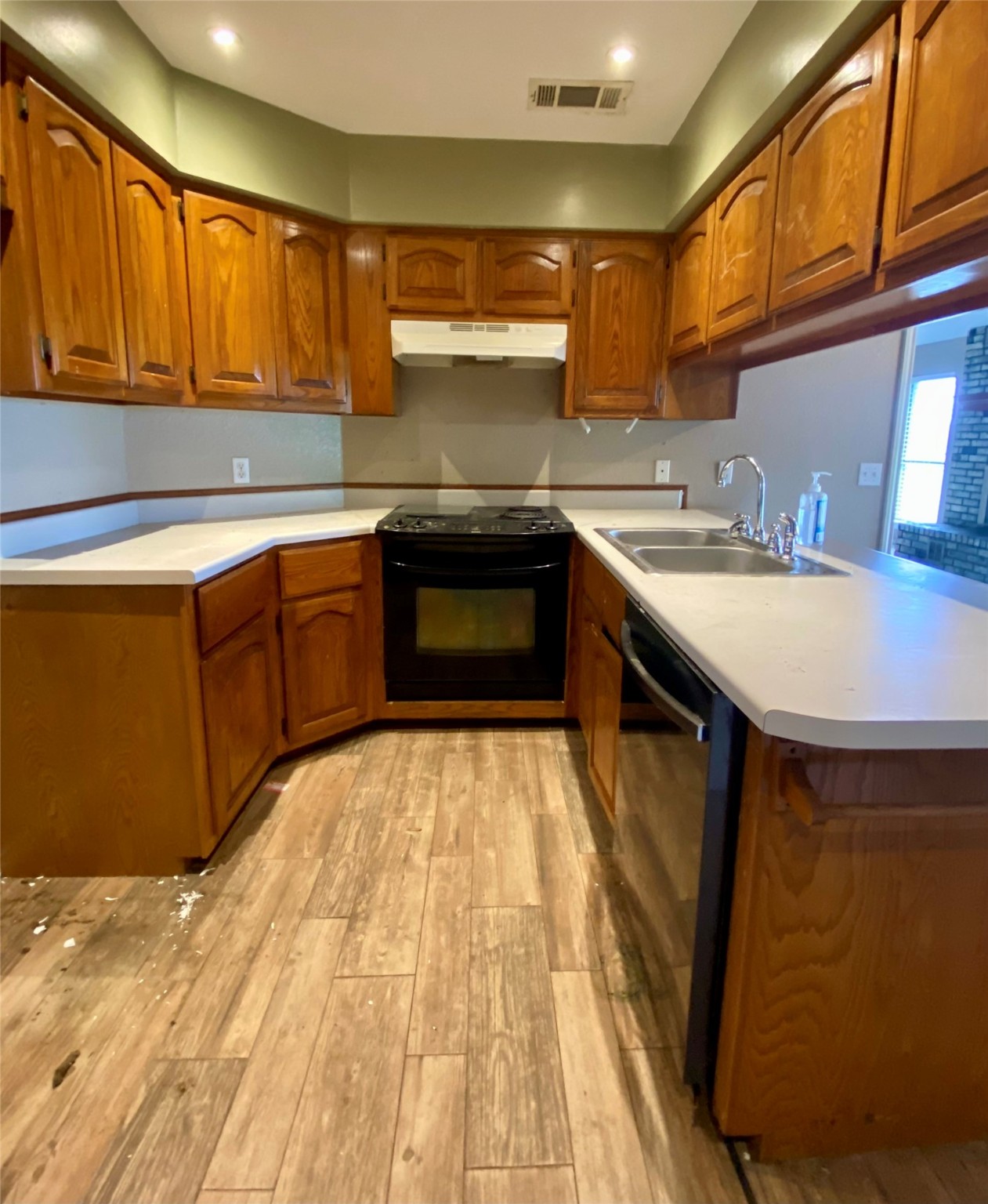 218 County Road 2992 Windom TX 75492
