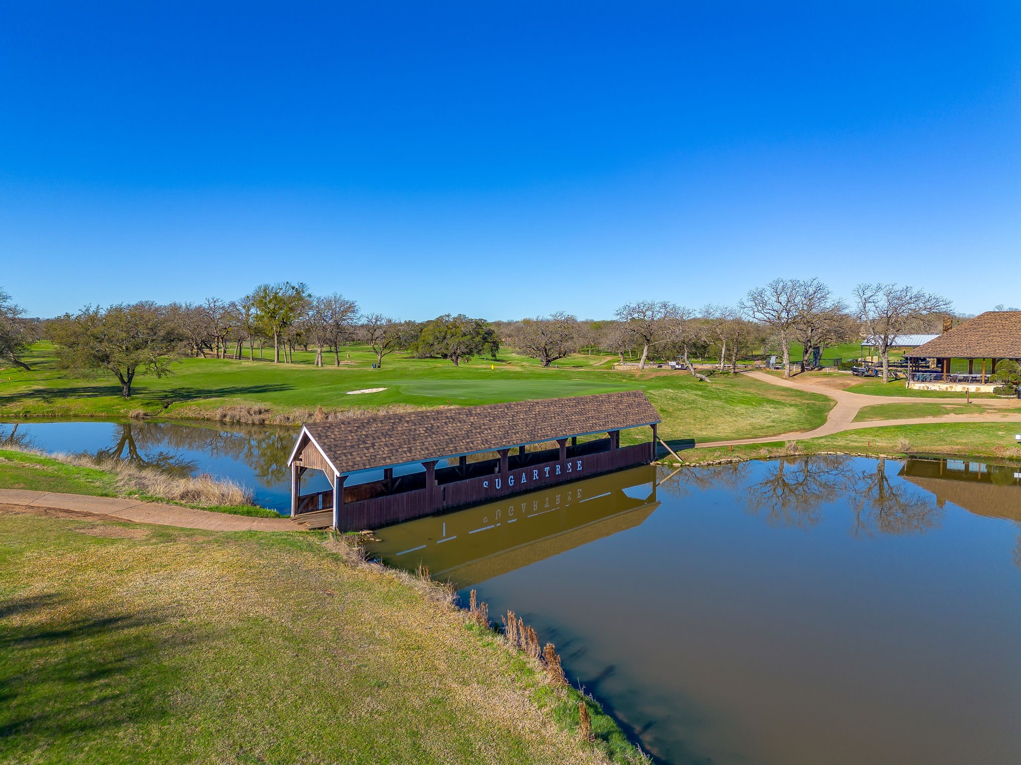 657 S Sugartree Drive Lipan TX 76462