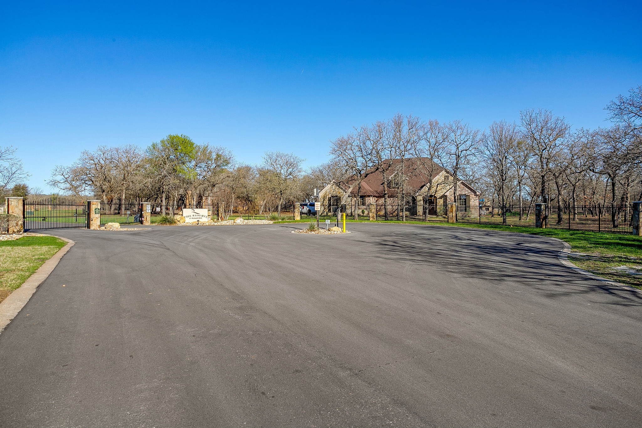 657 S Sugartree Drive Lipan TX 76462