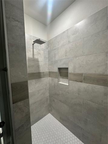 5829 Black Pine Circle Granbury TX 76048