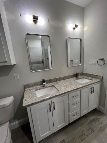 5829 Black Pine Circle Granbury TX 76048