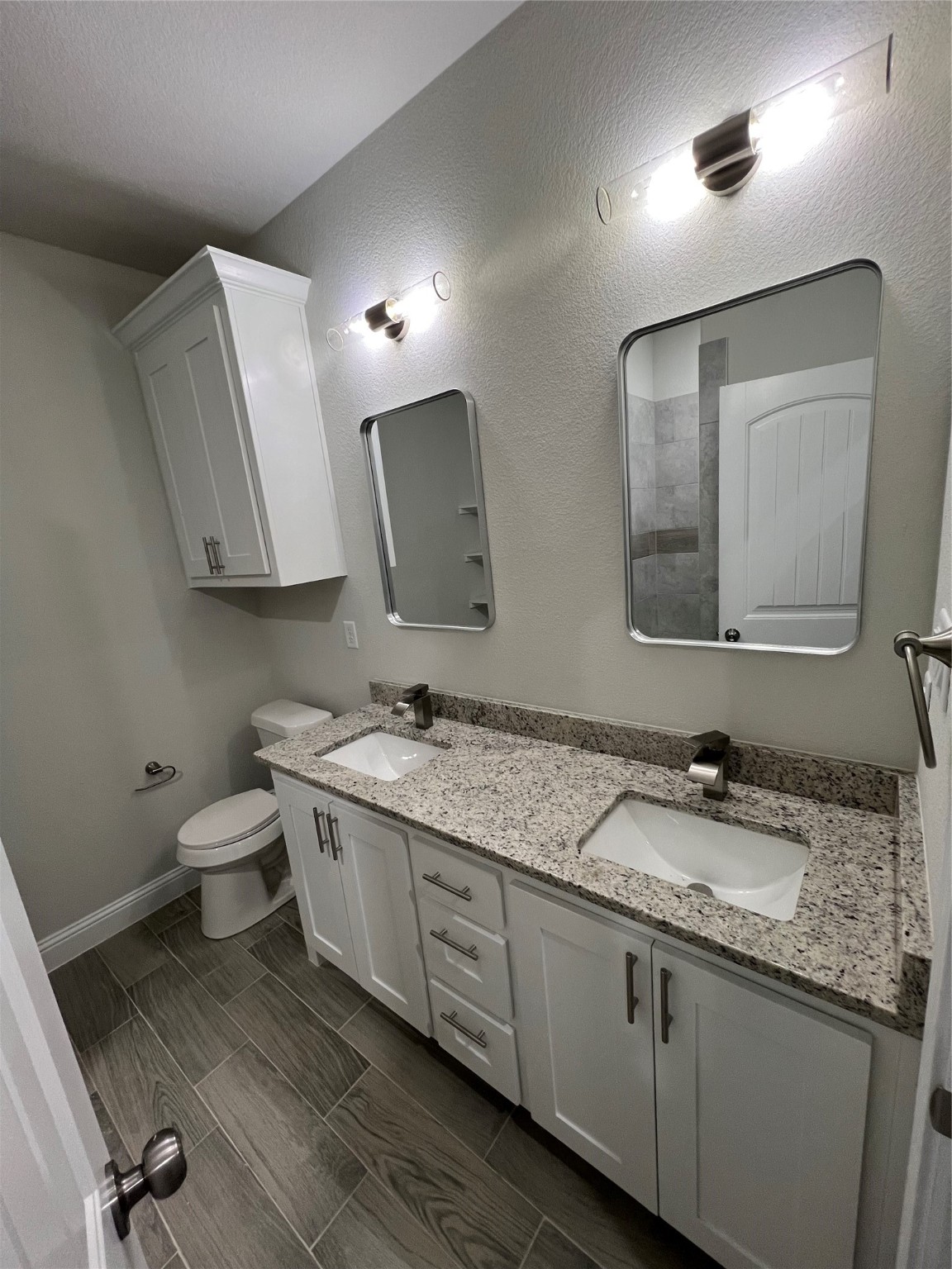 5829 Black Pine Circle Granbury TX 76048