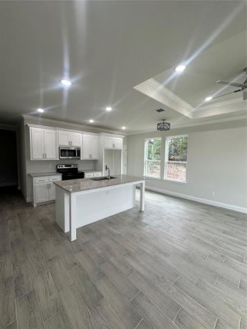 5829 Black Pine Circle Granbury TX 76048