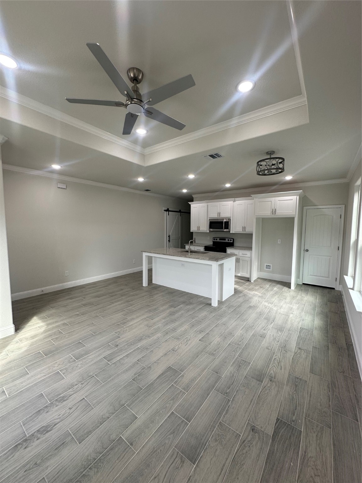 5829 Black Pine Circle Granbury TX 76048