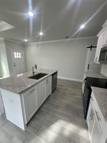 5829 Black Pine Circle Granbury TX 76048