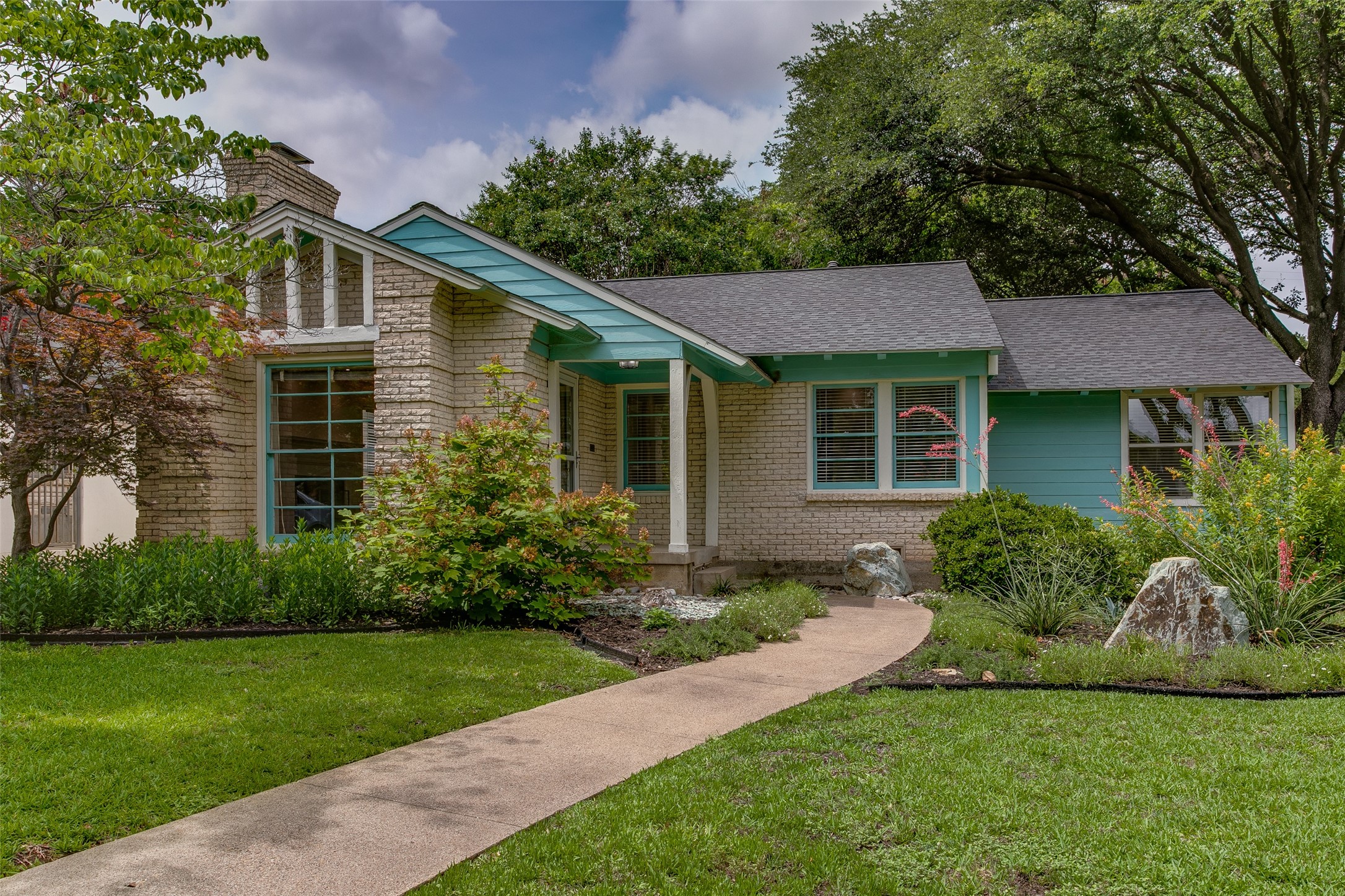 2023 Marydale Drive Dallas TX 75208