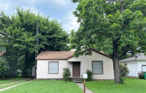 1808 N Culberson Street Gainesville TX 76240