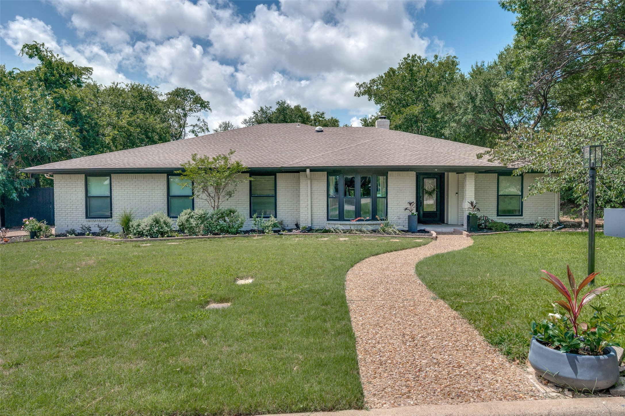 13 Windward Road Fort Worth TX 76132