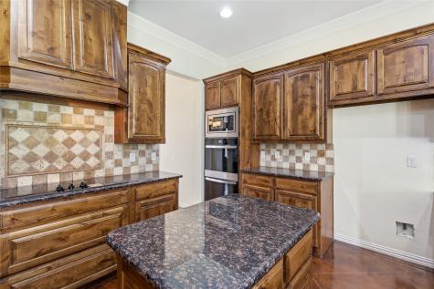 210 Acorn Court Aledo TX 76008