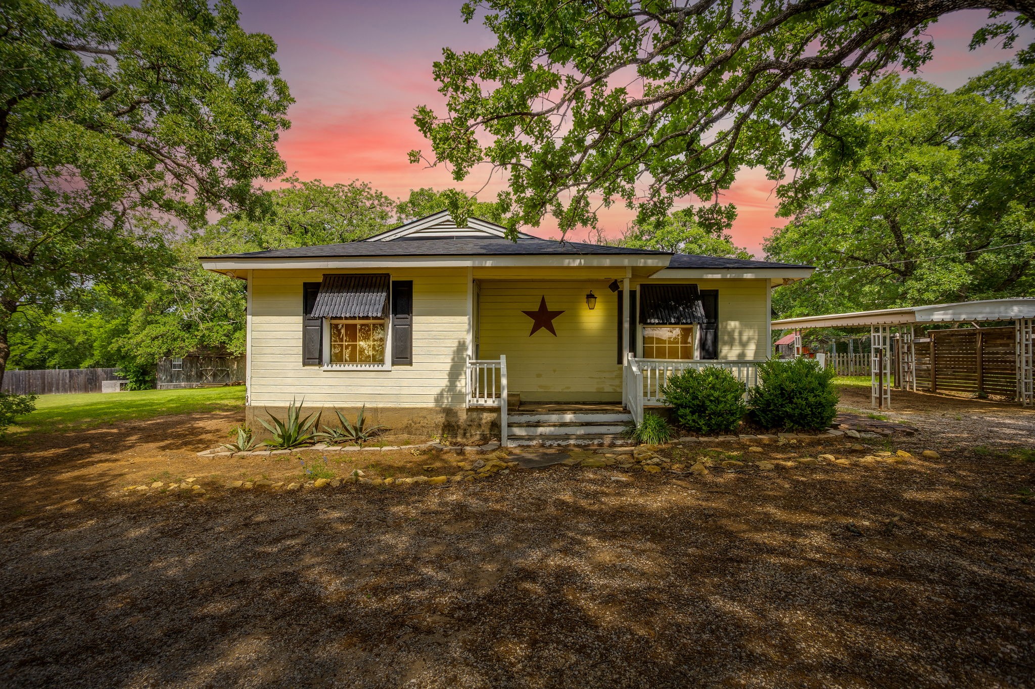 717 County Road 317a Cleburne TX 76031