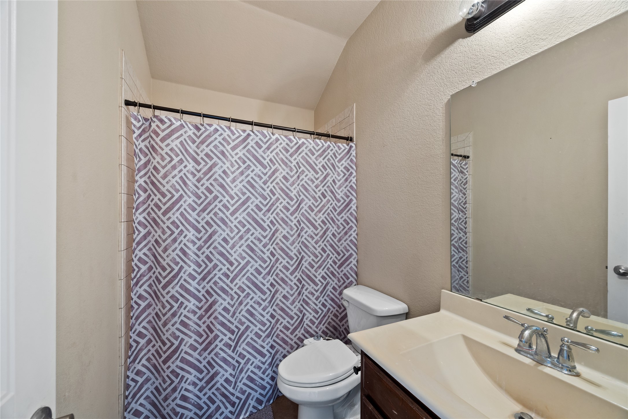 1048 Mercury Drive Lavon TX 75166